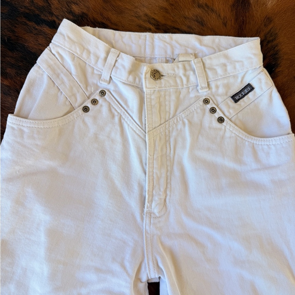 Vintage White Rockies